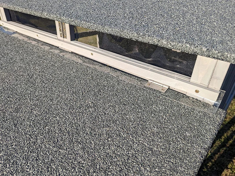 Unique Folding Design for Easy to Set Up Chicken House