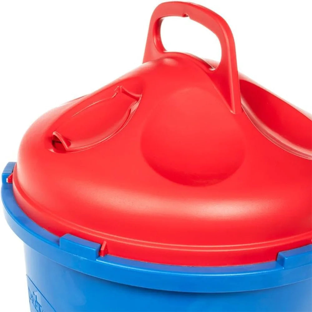 Premier 1 All Season Heated Poultry Waterer for Chickens and Ducks 3 Gallon